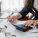 Аутсорсинг бухгалтерии для малого бизнеса: как сэкономить до 60% на учете и избежать штрафов